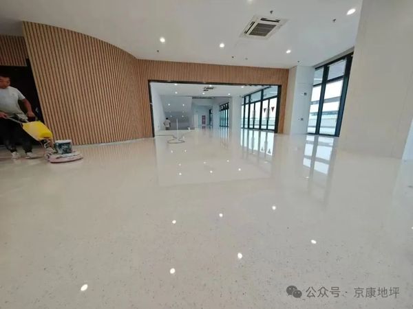 文章附图
